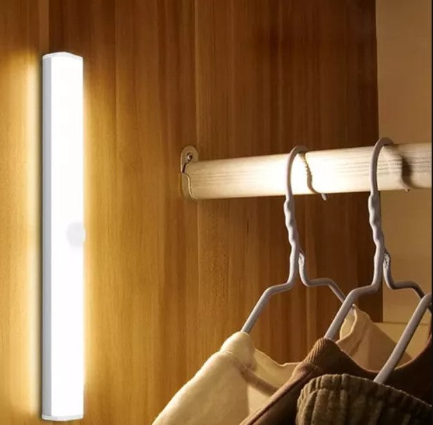 Luz Led Recargable Sensor Movimiento 10cm Lámpara 6 Modos